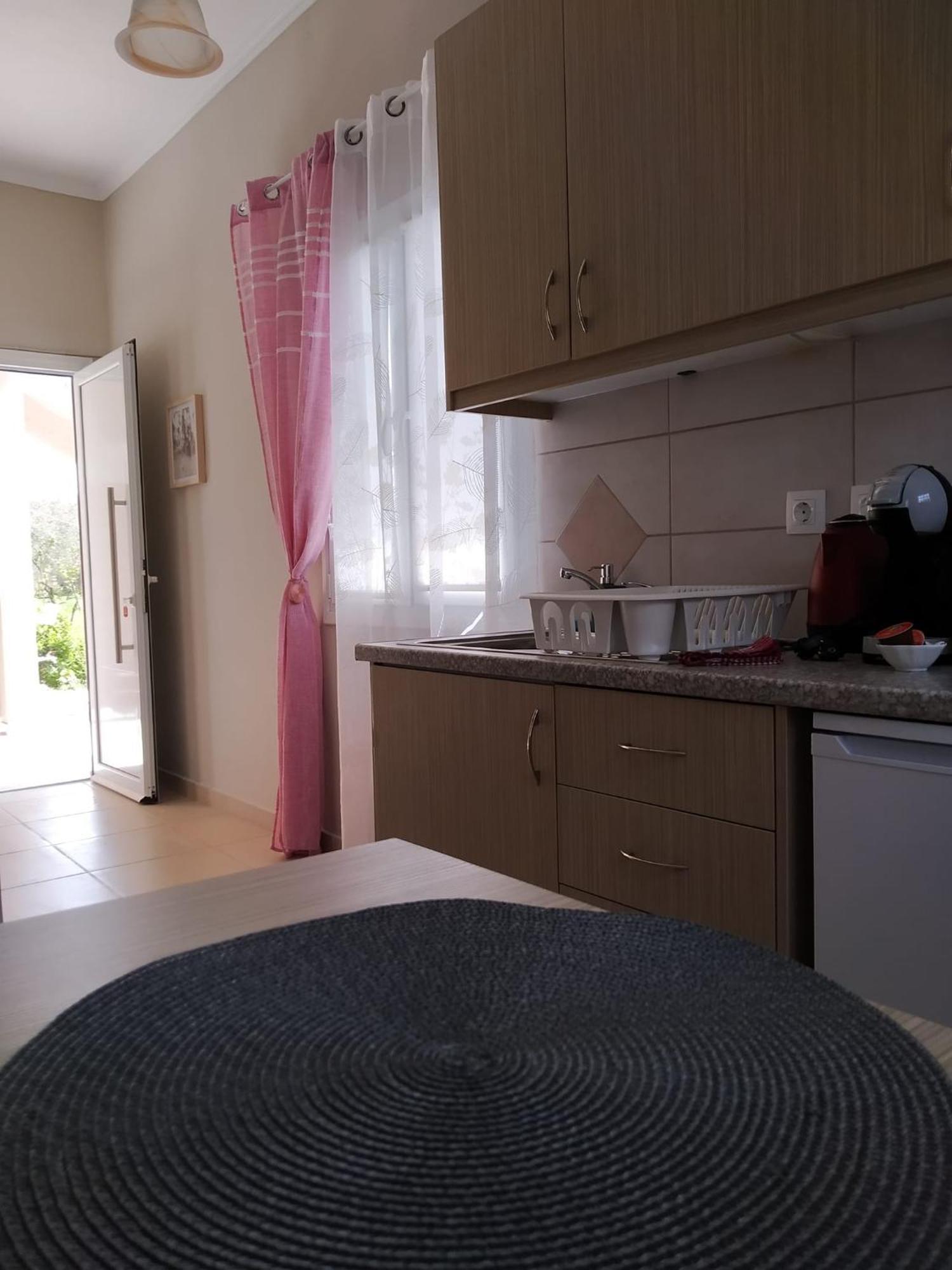 Trousas Apartments 로다 외부 사진