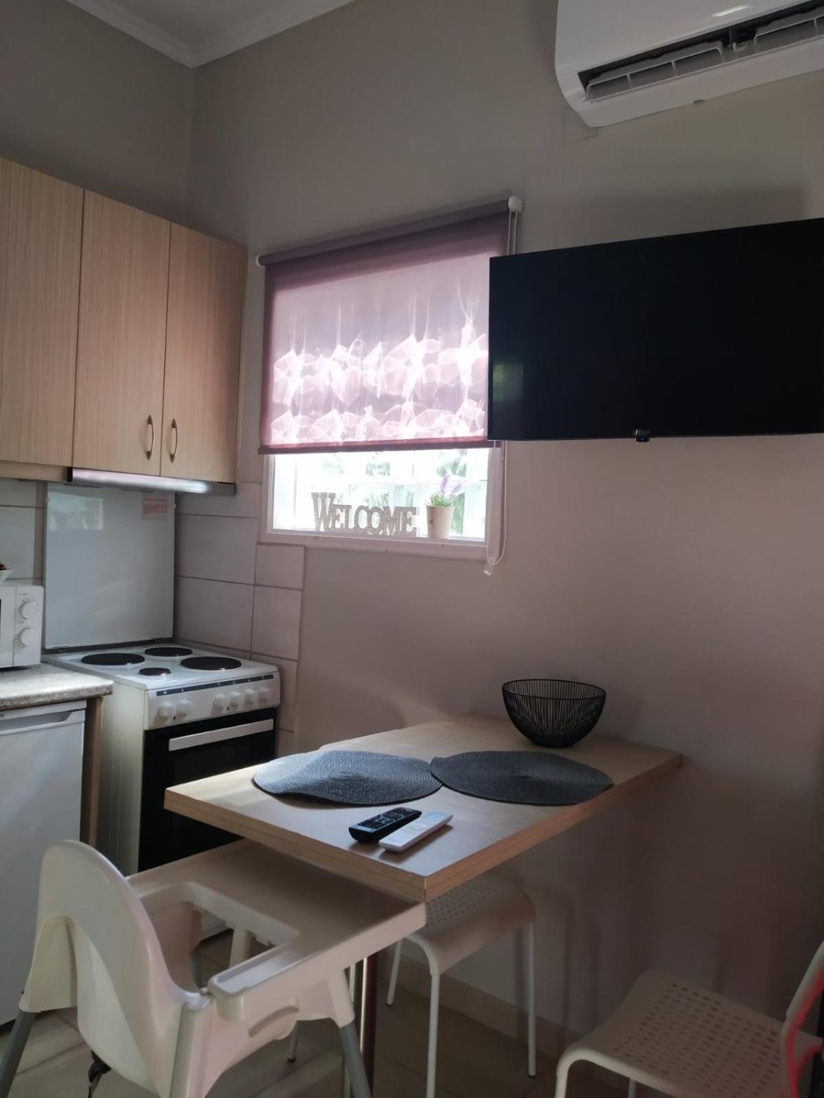 Trousas Apartments 로다 외부 사진