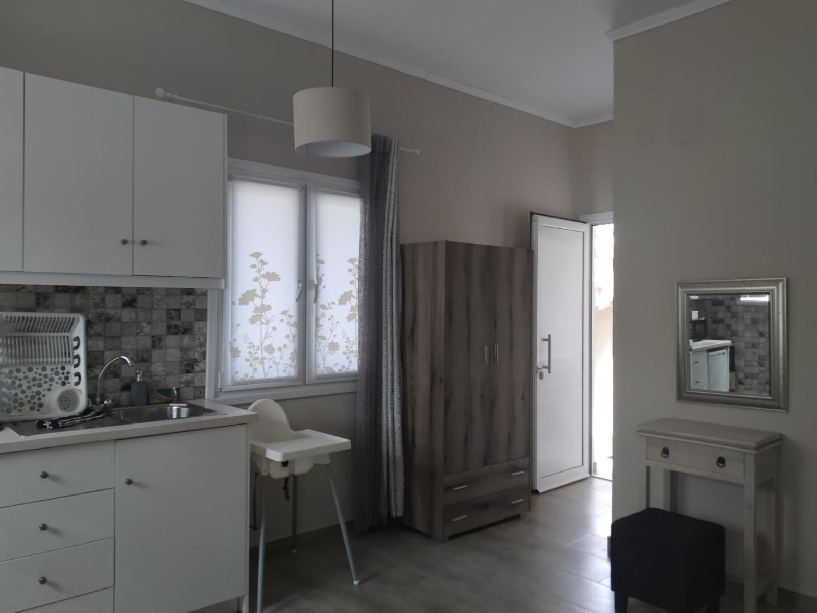 Trousas Apartments 로다 외부 사진