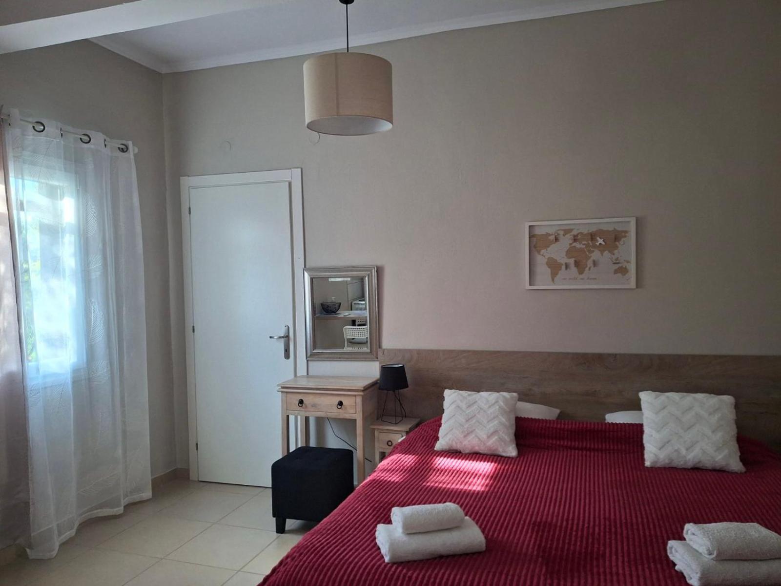 Trousas Apartments 로다 외부 사진